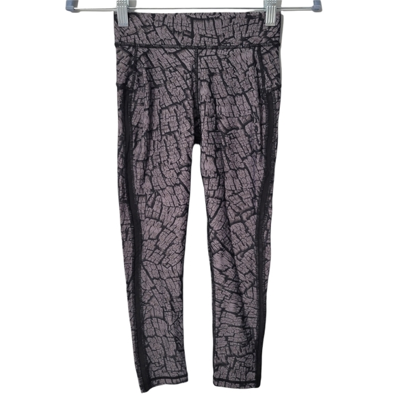 Human Performance Engineering HPE Carbon Oak Curve 3/4 Capri Leggings - Picture 1 of 11